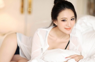 三十年梦里的那一片叶，八千里云外的那一抹